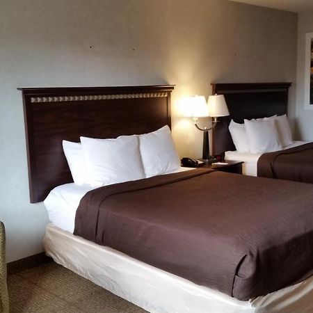 Days Inn & Suites By Wyndham Vancouver Ngoại thất bức ảnh