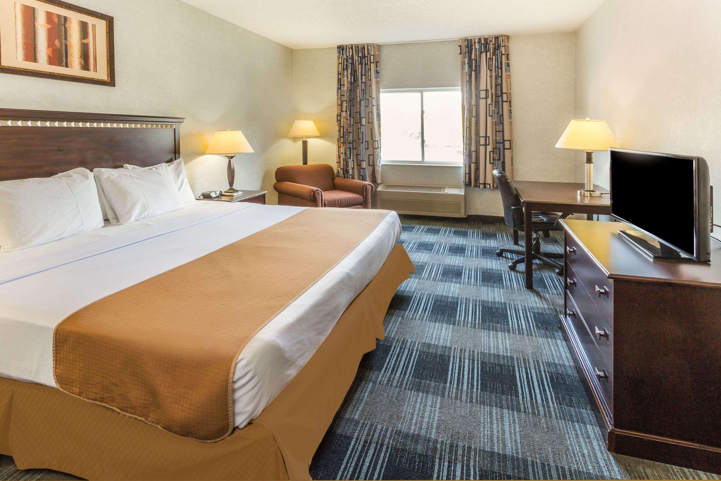 Days Inn & Suites By Wyndham Vancouver Ngoại thất bức ảnh