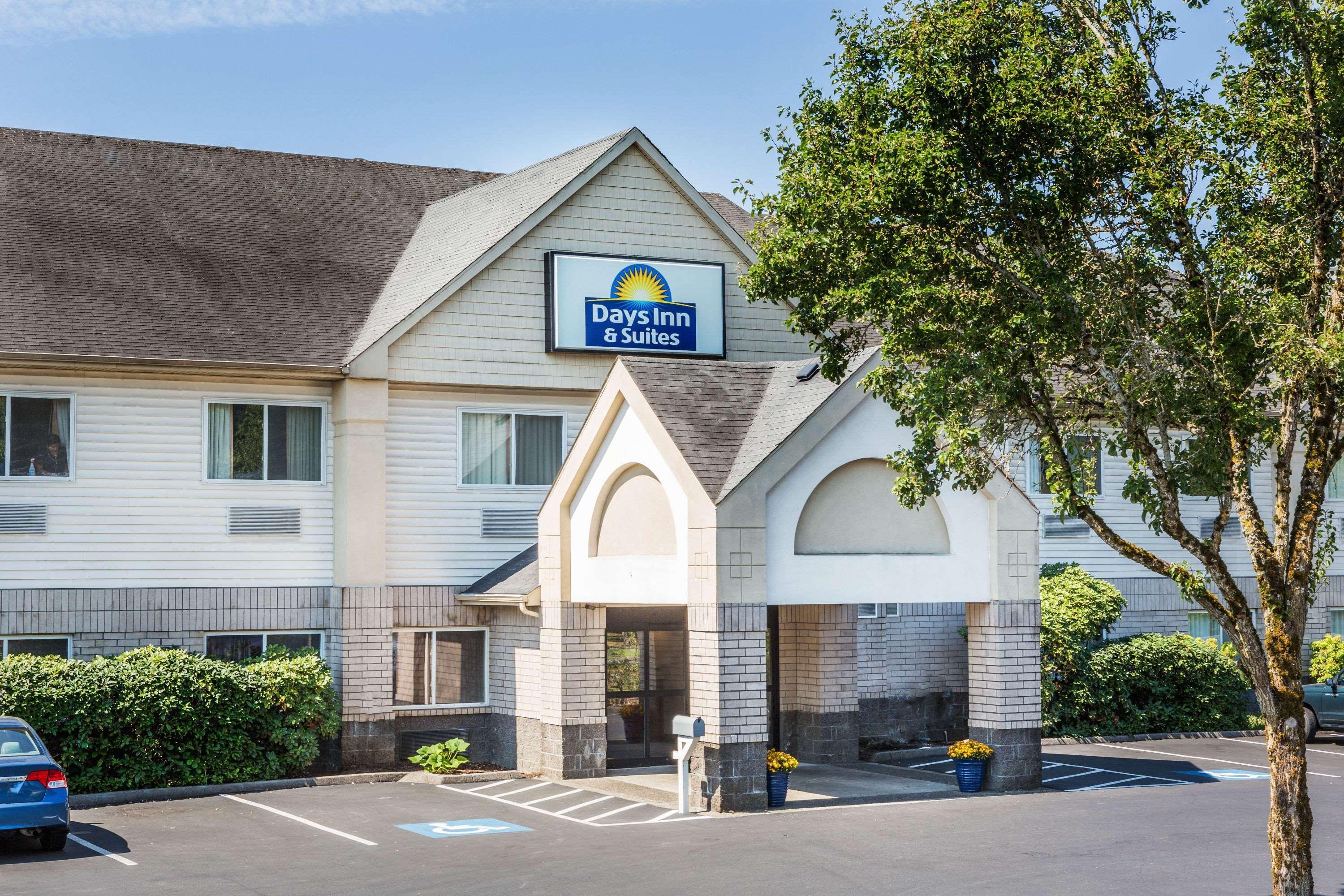 Days Inn & Suites By Wyndham Vancouver Ngoại thất bức ảnh